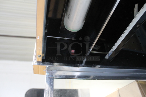 BRAND NEW SCRATCH AND DENT! CustomCool GC60SC Stainless Steel Commercial Floor Style Open Grab N Go Merchandiser w/ Metal Shelves. 115 Volts, 1 Phase. Does Not Come w/ Remote Compressor. - Image 7 of 11