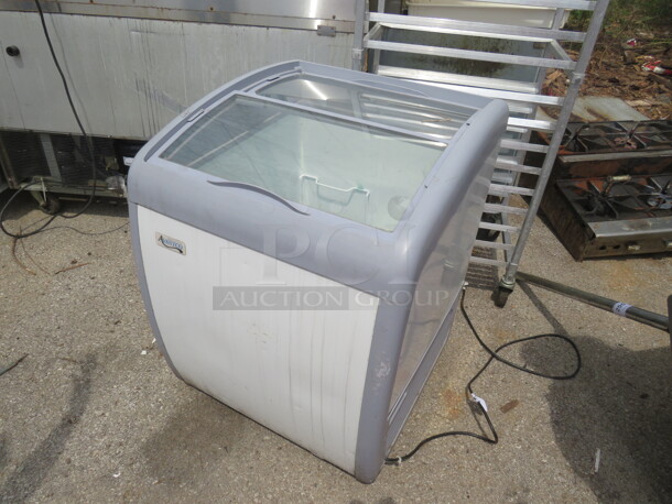 One Avantco Freezr Showcase. Model# 3601CFC6. 115 Volt. 27X28X33. - Image 2 of 2