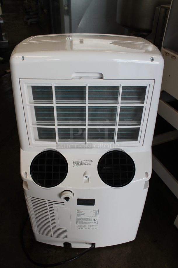 BRAND NEW SCRATCH AND DENT! Whynter ARC-12SD 12,000 BTU Dual Hose Cooling Portable Air Conditioner, Dehumidifier, and Fan  115 Volts, 1 Phase. Tested and Working! - Image 2 of 5
