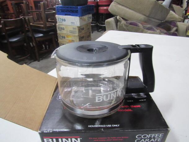 One NEW Bunn 10 Cup Coffee Carafe.