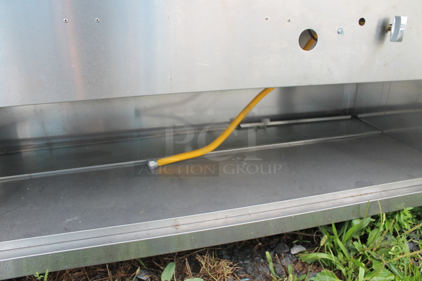 L&J CWS-60 Stainless Steel Commercial Natural Gas Powered Steam Table w/ Under Shelf.  - Image 3 of 4