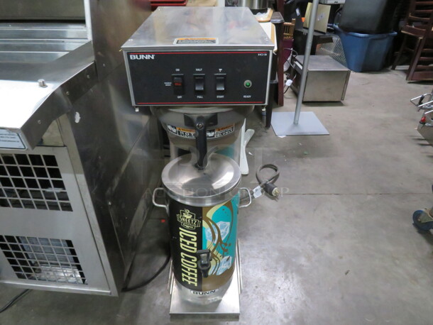 One Bunn Brewer With Satellite/Lid And Filetr Basket. Model# IC3. 120 Volt/208 Volt. 4000Watt. 12X22X37 - Image 1 of 3