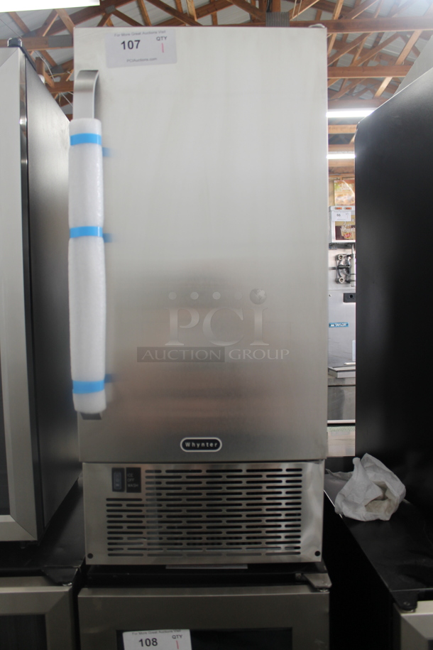 BRAND NEW SCRATCH AND DENT! Whynter UIM-502SS Commercial Stainless Steel Built-In/Freestanding Ice Maker. 115V. Tested And Working! - Item #1058053