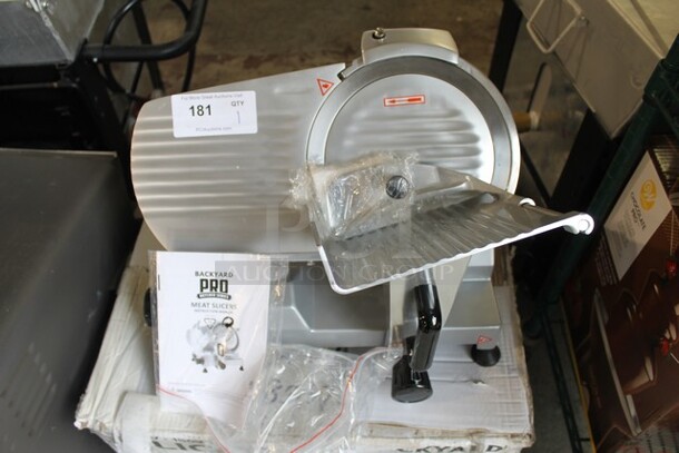 BRAND NEW SCRATCH AND DENT! Backyard Pro 554SL110E Stainless Steel Commercial Countertop Meat Slicer w/ Blade Sharpener. 120 Volts, 1 Phase. Tested and Working! - Image 2 of 9
