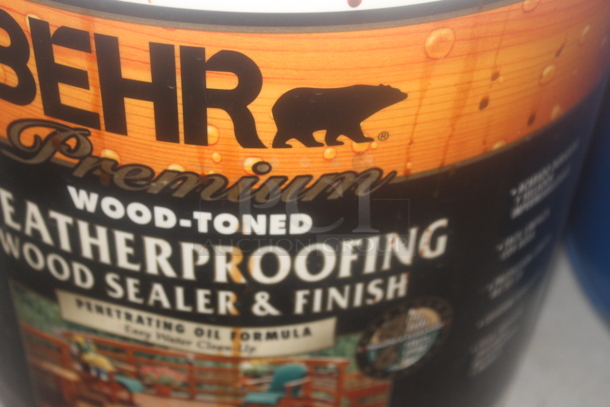 ALL ONE MONEY! MEGA LOT of Various Metal Barrels and Poly Buckets of Various Contents; Aluminum Paste, Ammonium Hydroxide and Liquid Roof. BUYER MUST REMOVE. - Image 10 of 12