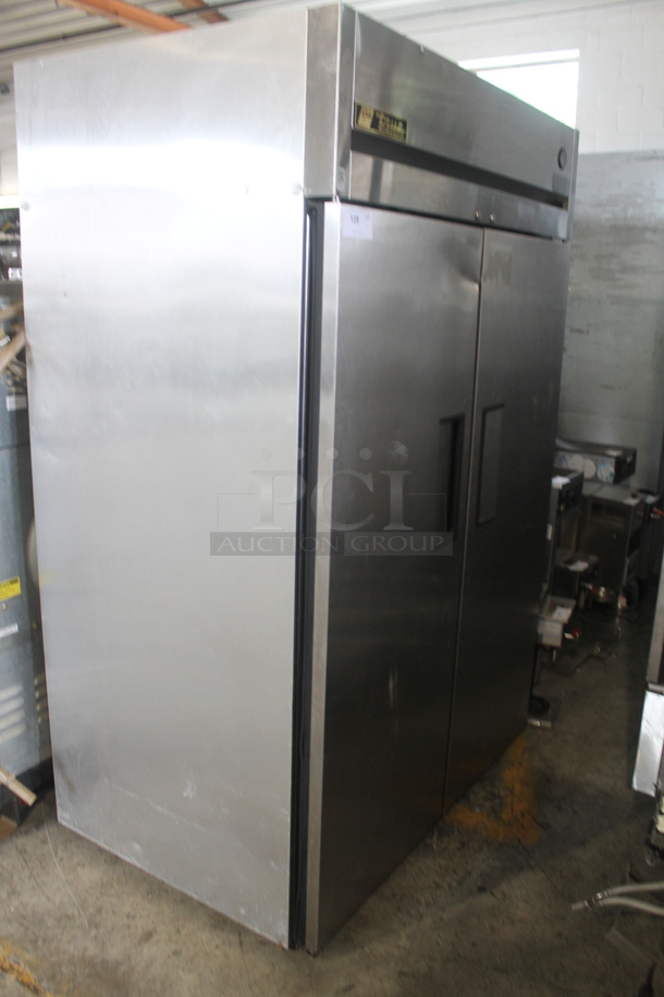 2015 True TG2R-2S Stainless Steel Commercial 2 Door Reach In Cooler w/ Poly Coated Racks. 115 Volts, 1 Phase. Tested and Working! - Image 2 of 6