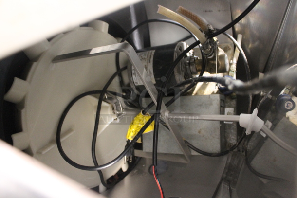 Manitowoc QY0284A Stainless Steel Commercial Ice Machine Head on SerVend MD200 Stainless Steel Commercial 8 Flavor Carbonated Beverage Machine. 115 Volts, 1 Phase - Image 7 of 8