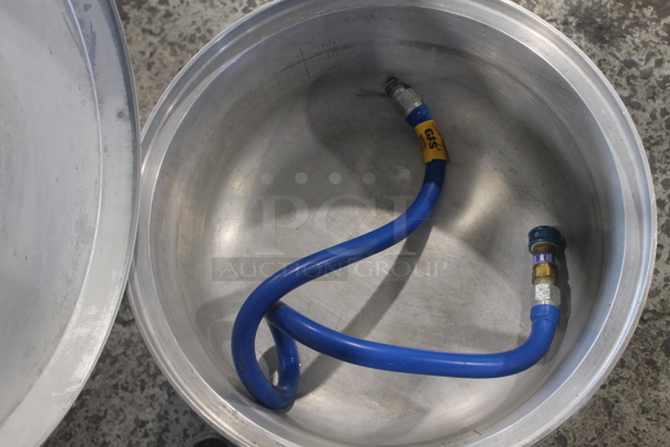 Rinnai RER-55AS-N Commercial Natural Gas Countertop Rice Cooker, Cream With Steel Lid. 35,000BTU.   - Image 5 of 6