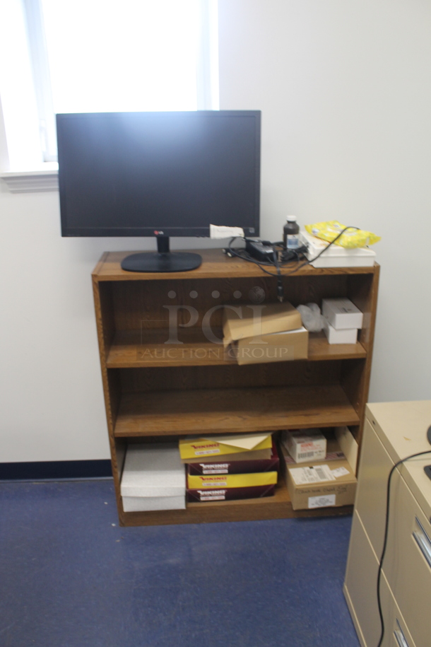 ALL ONE MONEY! ROOM LOT of Various Items Including Desk, Chair, Computer and Printer. BUYER MUST REMOVE. - Image 10 of 12