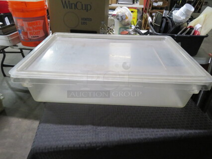One 8.75 Gallon Food Storage Container With Lid.