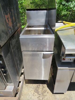 One Natural Gas Deep Fryer With Right Side Panel, On Casters. 15.5X31X53.5