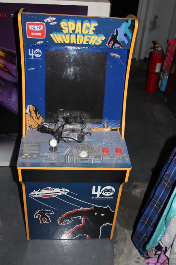 Arcade 1up Space Invaders 40th Anniversary Edition Out Of Box. Working. 