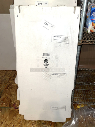 NICE! Pack of 14" Corrugated Flat White Pizza Boxes. 