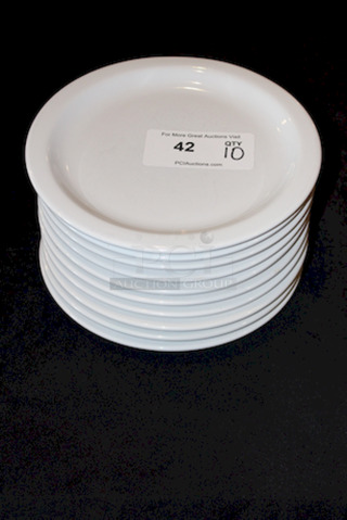 BEAUTIFUL! Crestware CM46 China Model Dover 10 1/4" Plate, Bone white.
10x your Bid 
