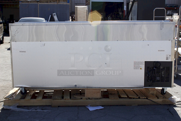 BRAND NEW SCRATCH & DENT! Avantco SSPPT-3F 94" 2 Door Refrigerated Pizza Prep Table with 2 Drawers - Door Is Missing - TESTED! WORKS PERFECT!!  - Image 7 of 8