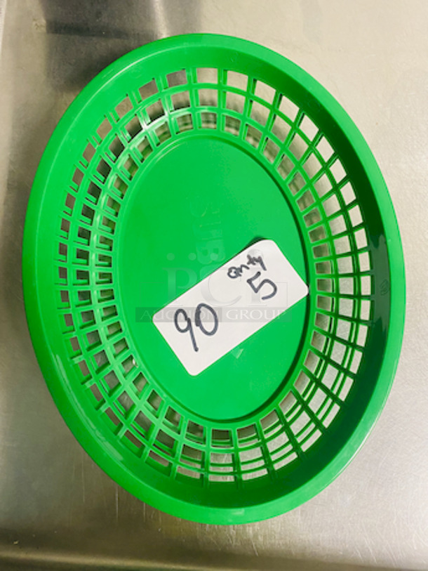 NICE. Like New, Plastic Green Baskets.
9x12x1-7/8

5x Your Bid - Image 1 of 2