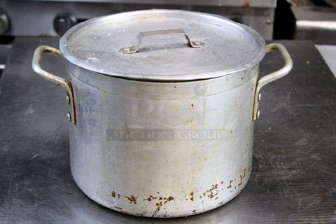 Update International APT-10 - 10 Qt - Aluminum Stock Pot W/ Lid
