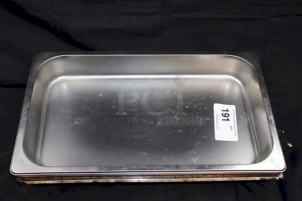 NICE! (3) Stainless Steel Hotel Pans (1) Perforated Hotel Pan. 4 X Your Bid - Image 3 of 4