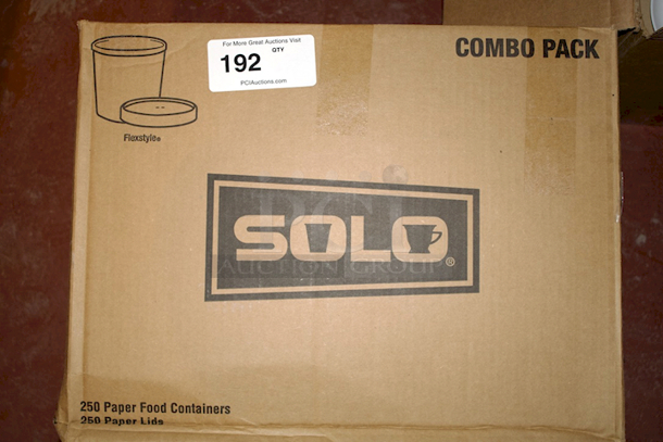 Solo KHB16A-2050 Flexstyle® Double Sided Poly Paper Round Food Container with Lid, 16 oz, 3.9 Inch dia, White; 250/Case - Image 1 of 2