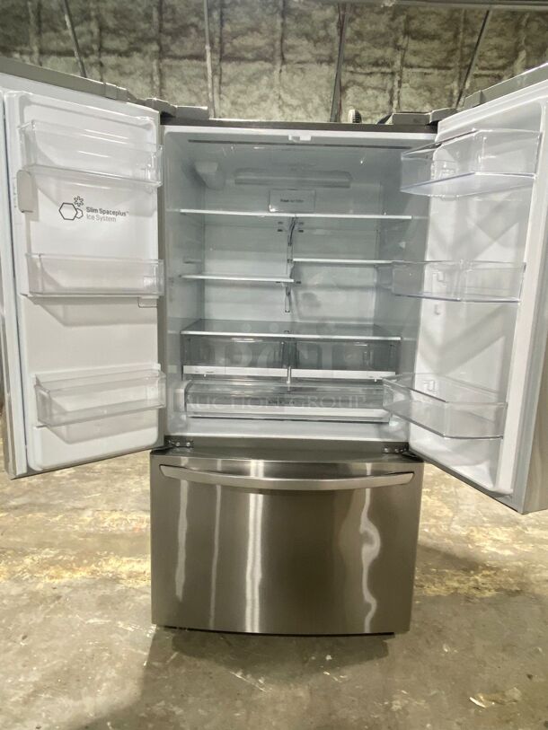 LG - 27.9 Cu. Ft. French Door Smart Refrigerator with External Tall Ice and Water Dispenser - Stainless Steel
 - Image 4 of 8