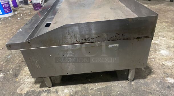Standard Range 60 Commercial Countertop 4 Burner Electric Griddle with Manual Control

 - Image 3 of 4