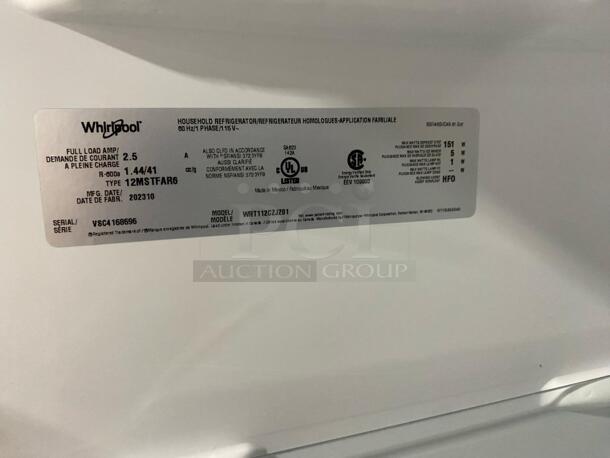 Brand New scratch & Dent Whirlpool Refrigerator/Freezer - Image 3 of 6
