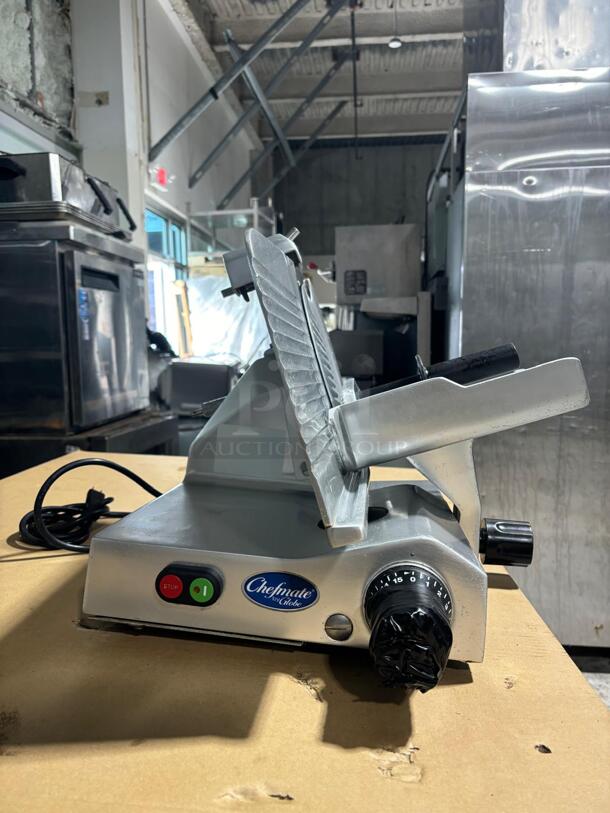 Globe C12 Manual Meat & Cheese Slicer w/ 12" Blade, Belt Driven, Aluminum, 1/3 hp
 - Image 5 of 5