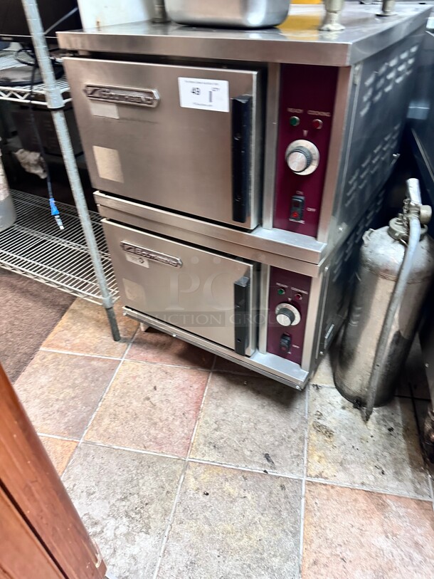 Working Southbend  (10) Pan Convection Steamer - Double Cabinet, Electric 220 Volt 3 Phase  - Image 2 of 6