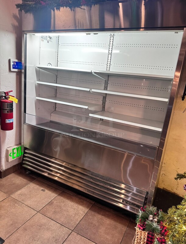 Working True TAC-72 - Vertical Air Curtain Display Merchandiser, 66 Cu. Ft., Stainless Steel 220 Volt 1 Phase - Image 3 of 9