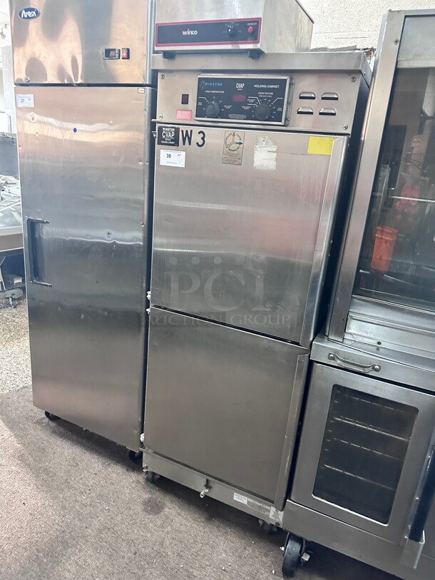Late Model! Winston HOV5-14UV CVAP 22cf Electric Holding Cabinet Full Size w/ Fan Electric Control. Adjustable Universal Rack Supports 220 Volt 1 Phase Tested and Working! - Image 2 of 8