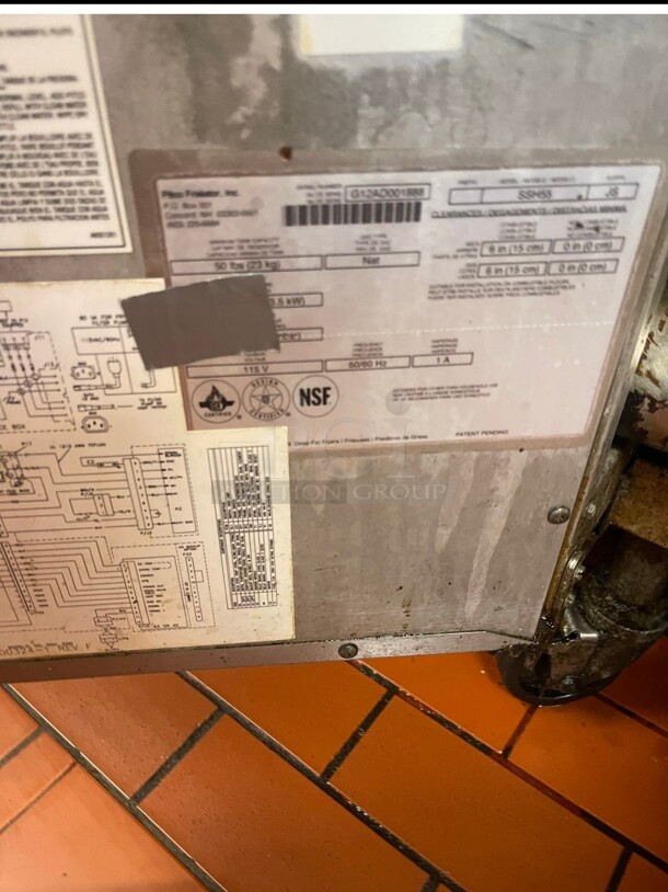 Certified Working Pitco SSH55 50LB. 80 kBTU Solstice Solid State Deep Gas Fryer With Filtration System - Image 6 of 6