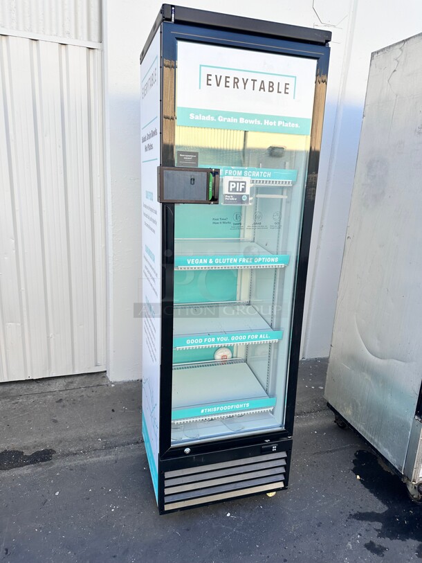 Excellent Condition Atosa P380WA Single Glass Door Display Fridge 115 Volt Working - Image 4 of 9