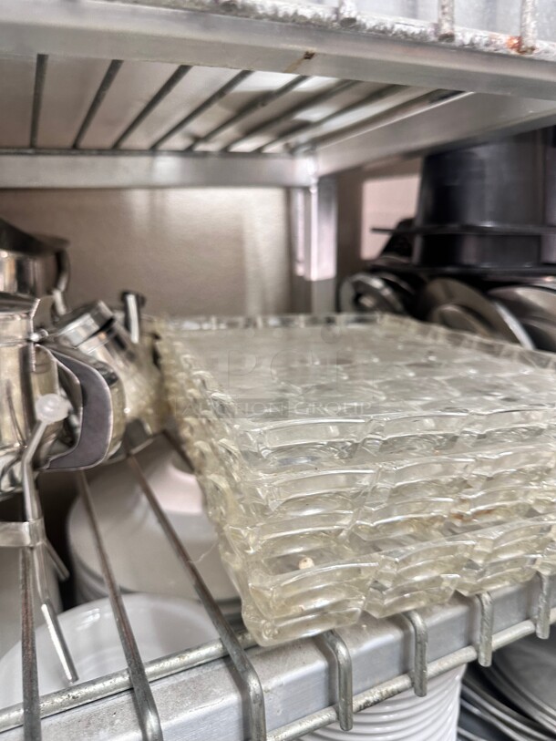 One Lot Of Plastic Trays - Image 4 of 9
