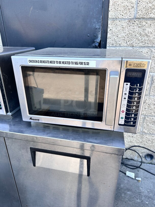 Excellent Condition Amana 1550 Watt Microwave 115 Volt - Image 3 of 5