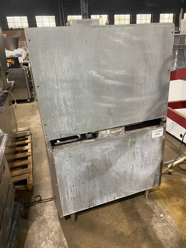Therma Tek Natural Gas Powered 2 Burner Range With Flat Grill Combo! With Full Size Oven Underneath! Model TMDS36-24G-2-1N Serial 11K02659C! On Legs! - Image 3 of 9