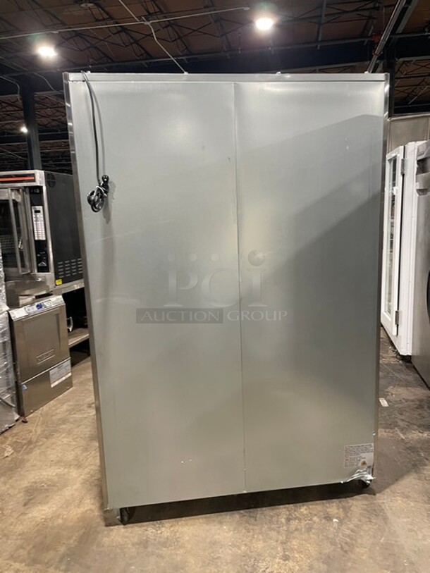 WOW! NEW! Scratch-N-Dent! Cold Line Commercial 2 Door Reach In Refrigerator! All Stainless Steel! With Poly Coated Racks! On Casters! 115V! Model: C-2RR-TM SN: 186102600! - Image 3 of 9