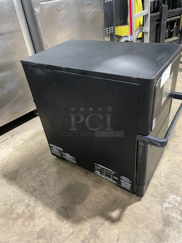 AWESOME! 2022 Late Model! MerryChef Countertop Rapid Cook Turbo Oven! Model: Eikon E2S! 208V 1 Phase! On Legs! - Image 3 of 8