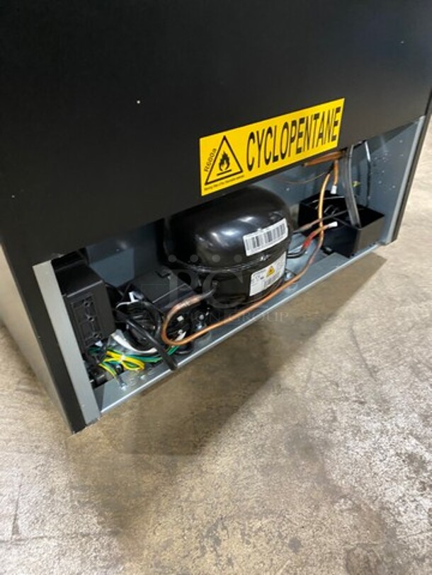 NEW! OUT OF THE BOX! SCRATCH-N-DENT! Whynter Single Door Wine Bottle Cooler/Chiller! With View Through Door! With Racks! 34 Wine Bottle Capacity! Model: FWC1201BB 115V - Image 9 of 9