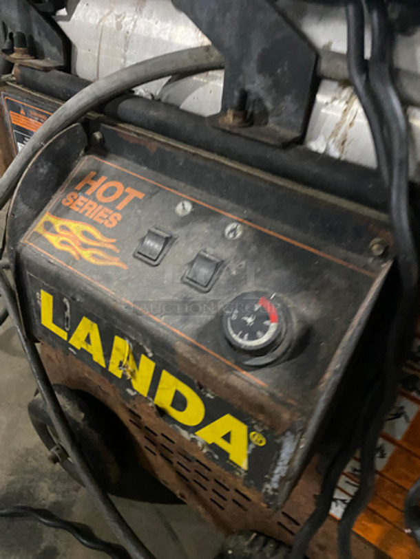 Landa Commercial Electric Powered Hot Water Pressure Washer! With Hose Reel! On Casters! Model: HOT21500D SN: 11090960100307 120V 60HZ 1 Phase - Image 6 of 9