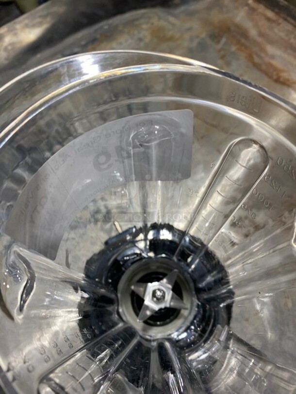 Accel Mix Commercial Countertop Bar Blender! Model: XLB44 SN: XLB44010003610 - Image 5 of 7