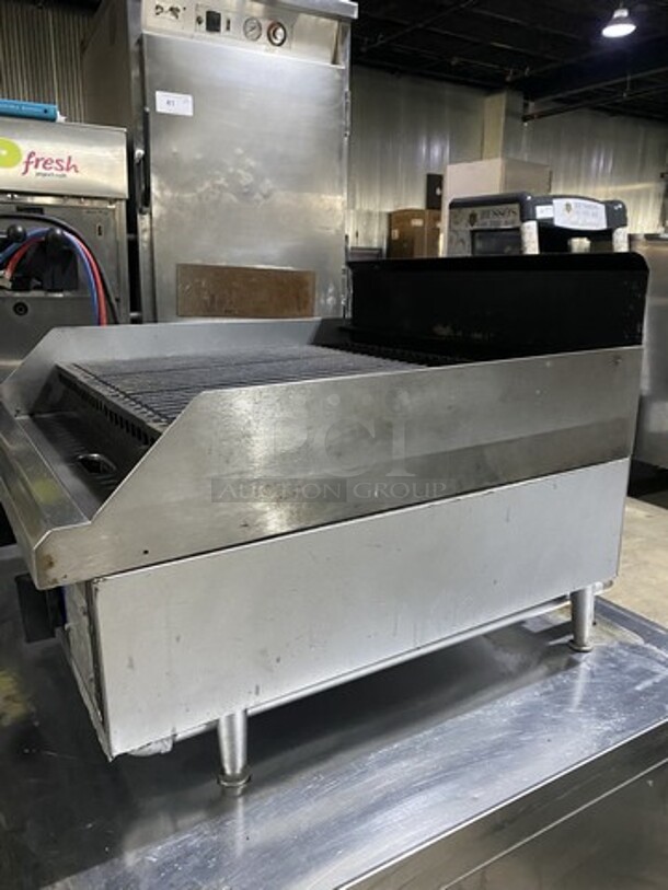 Sweet! Star 24 Inch Heavy Duty Natural Gas Powered Counter Top Char Grill! Model 6024CBC Serial 6L242690! On Legs!  - Image 3 of 9