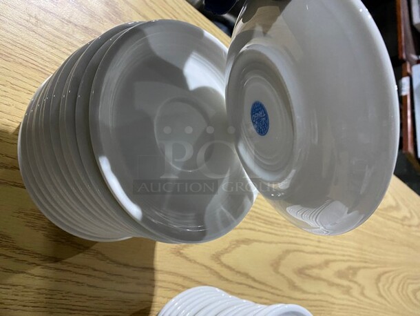 NICE! CAC White Round Serving Plates!
13 X Your Bid! - Image 4 of 7