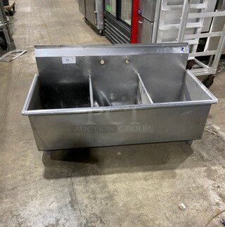 Stainless Steel 3 Bay Sink With Legs!