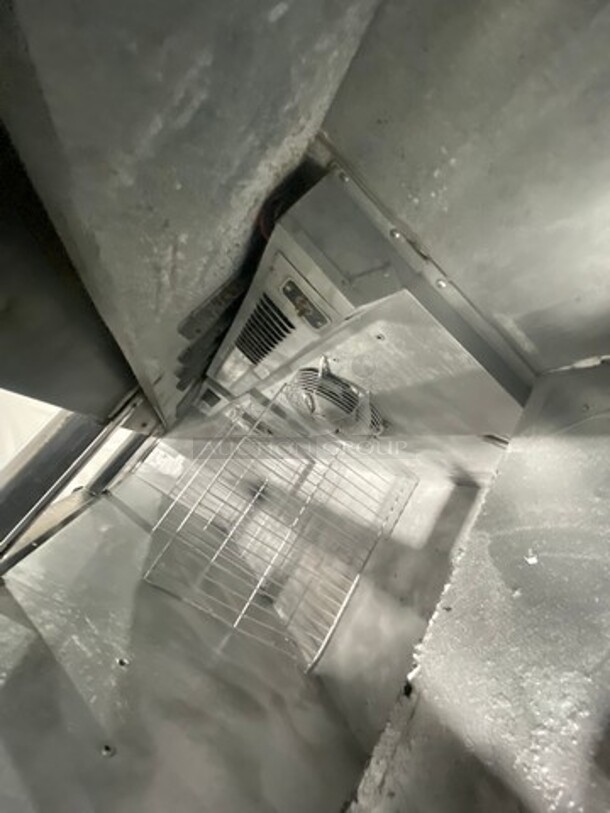 Migali 3 Top Sliding Door Refrigerated Bar Style Beer Cooler! Model: HBC95 SN: 2009020157 115V 1 Phase - Image 6 of 8