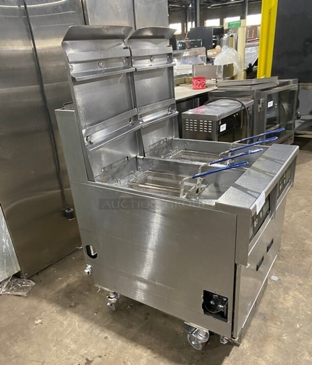 Pitco Frialator Stainless Steel Commercial Natural Gas Powered 2 Bay Deep Fat Fryer w/ 4 Metal Fry Baskets! On Commercial Casters! MODEL SSH55 SN: G15AD080351 115V - Image 2 of 12