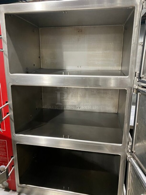 GREAT! Vulcan Commercial Triple Deck Pressure Steam Cooker! All Stainless Steel! On Legs! Model: VHL3G SN: 271155958 120V 60HZ 1 Phase - Image 5 of 10