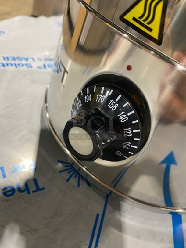 NEW! IN THE BOX! Adcraft Commercial Countertop Water Boiler/ Hot Water Dispenser! 40 Cup Capacity! Stainless Steel! Model: WB40 120V - Image 5 of 8