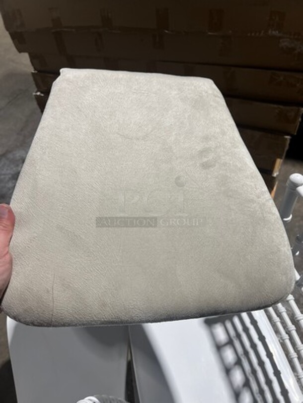 BRAND NEW! White Quality Poly Stackable Dining Chairs! 5 X Your Bid! With Removable Microfiber Seat Cushion! Seat Cushion Comes With Each Chair! - Image 7 of 8