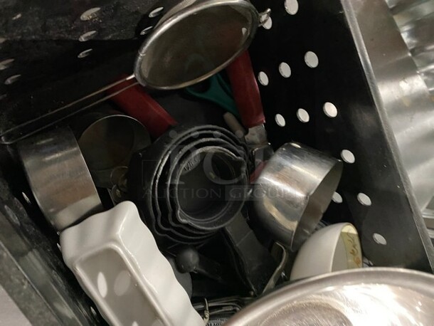 ALL ONE MONEY! Assorted Kitchen Utensils!  - Image 10 of 11