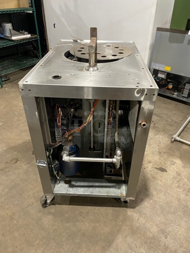 WOW! Giles Electric Powered Heavy Duty Open Fryer! With Automatic Lift And Basket! With Oil Filter System! Model: GEF400 SN: A909240817 208V 60HZ 3 Phase - Image 3 of 9